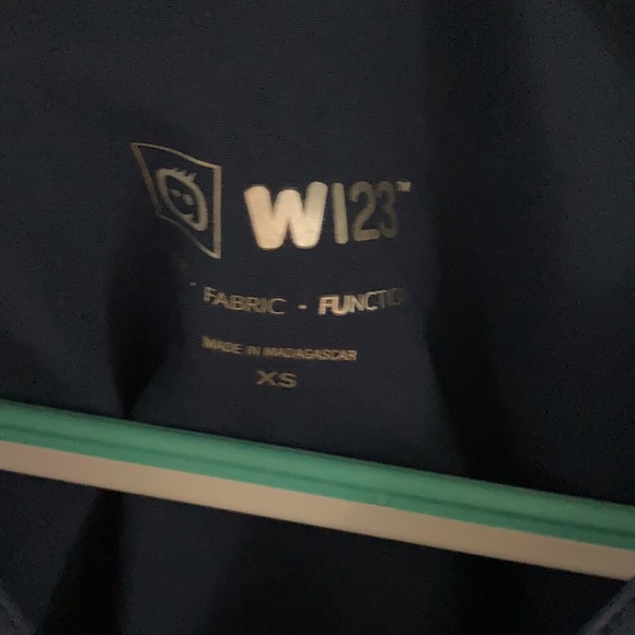 Wonder Wink Navy Scrub Set XS - Picture 2 of 9